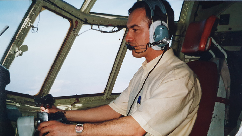 Aan het stuur van een C-130 Hercules. © Bo Van Spilbeeck